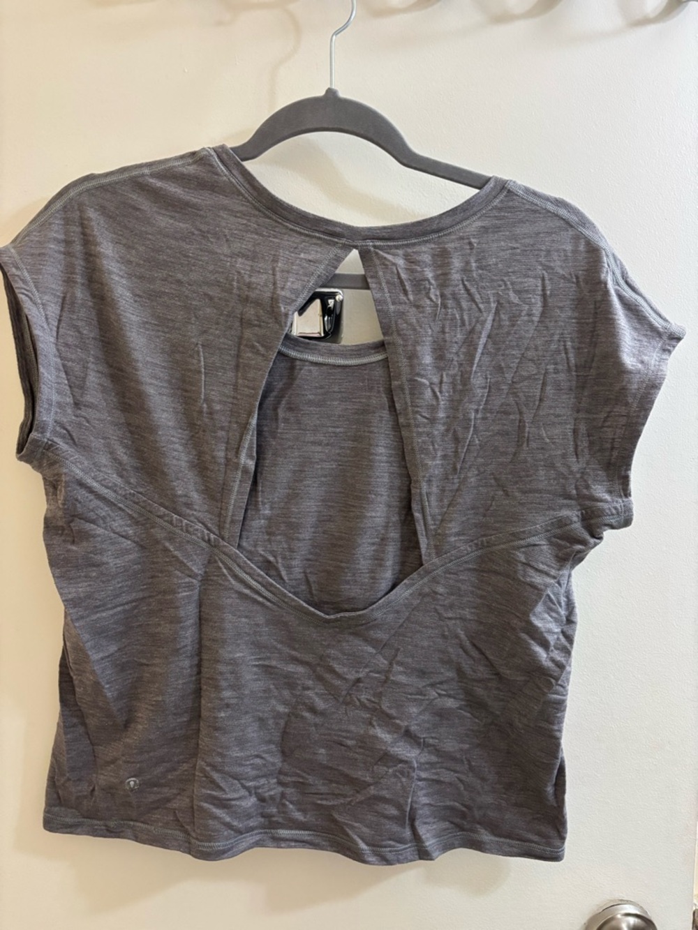Lululemon Women's Gray Open-Back Short Sleeve Top